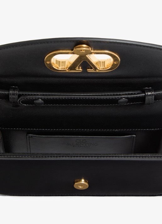 Valentino Garavani Vain Small clutch van kalfsleer met afneembare schouderriem - detail 3 zwart