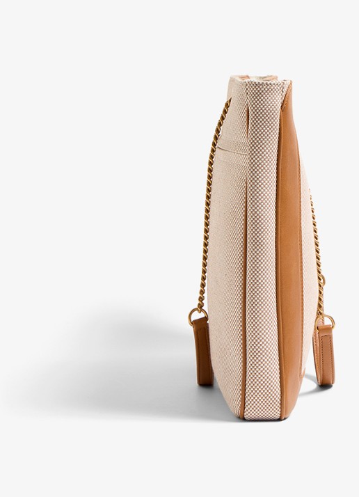 Valentino Garavani Viva Superstar Large schoudertas van canvas met lamsleren details - detail 4 camel