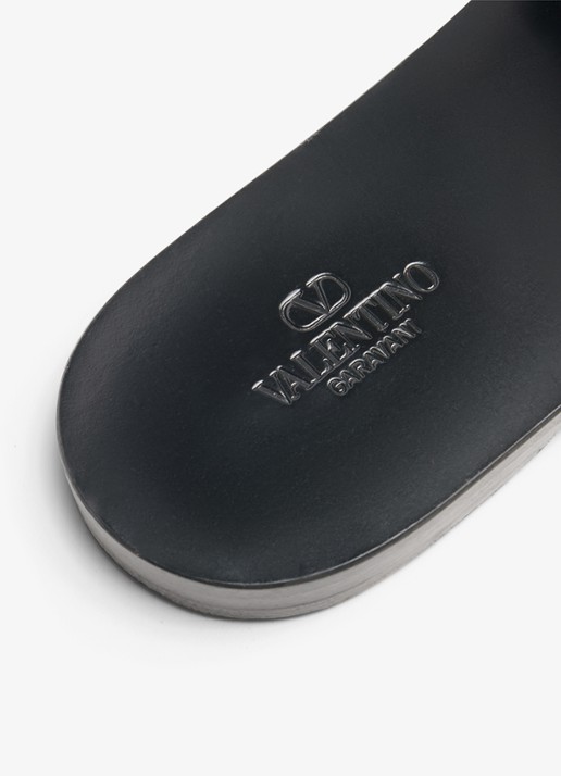 Valentino Garavani Viva Superstar slipper van geitenleer  - detail 6 zwart