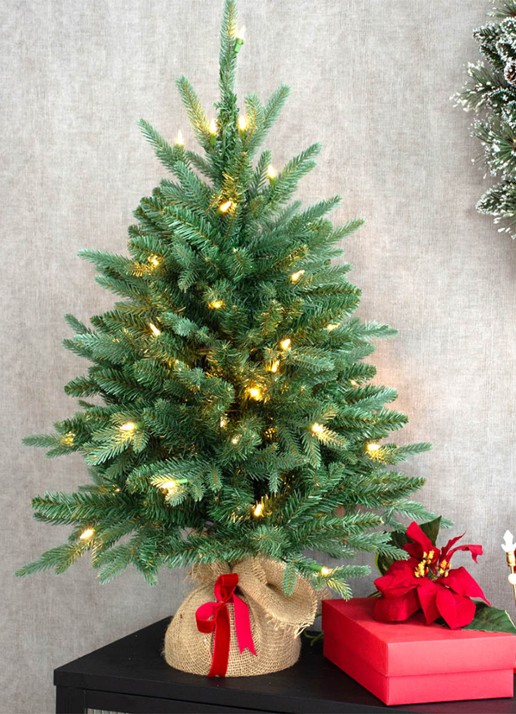 Van Der Gucht Everton Spruce kunstkerstboom met LED verlichting 61 cm - voorkant 2 groen