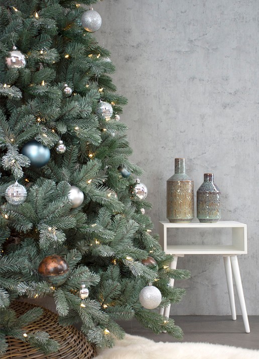 Van Der Gucht Frosted Colorado kunstkerstboom met LED verlichting 213 cm - voorkant 6 groen