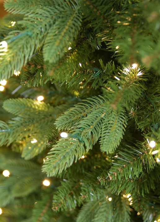 Van Der Gucht Koge Pencil kunstkerstboom met LED verlichting 183 cm - voorkant 4 groen