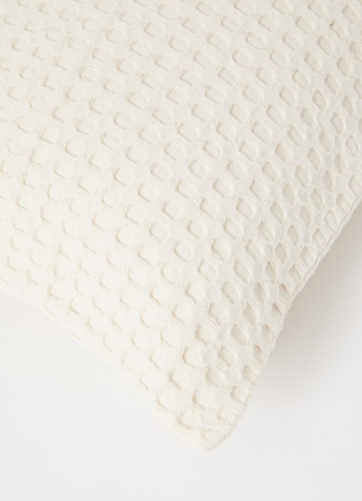 Vandyck Home 71 bedsprei 160 x 250 cm - detail 3 gebroken wit