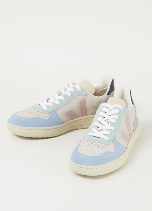 Veja V-10 sneaker met suède details - detail lichtblauw