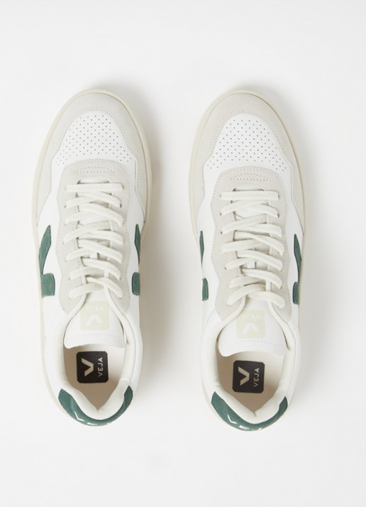 Veja V-90 sneaker van leer met suède details - detail 4 wit