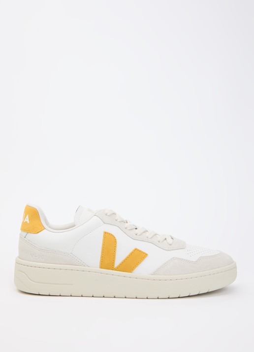 Veja V-90 sneaker van leer met suède details