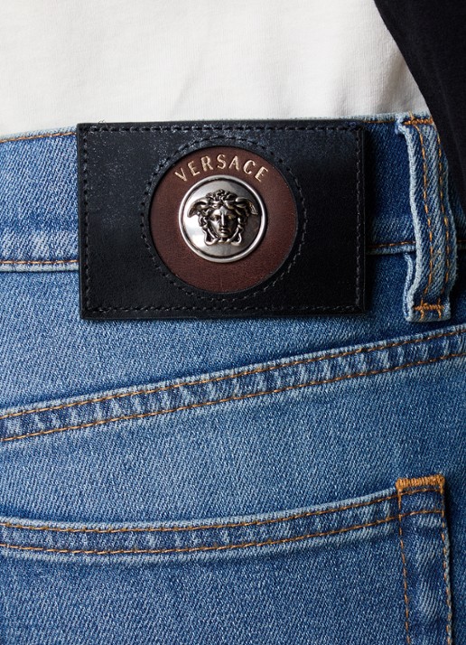 Versace Straight leg jeans met lichte wassing - detail 6 indigo