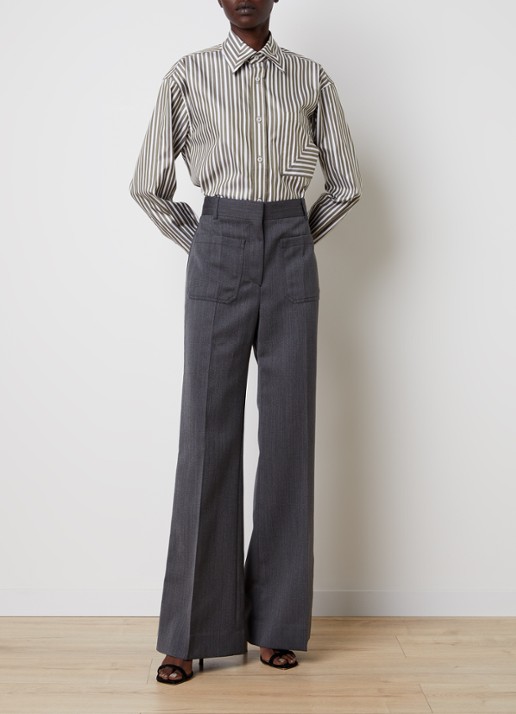 Victoria Beckham Blouse met streepprint en borstzak - voorkant 2 mosgroen