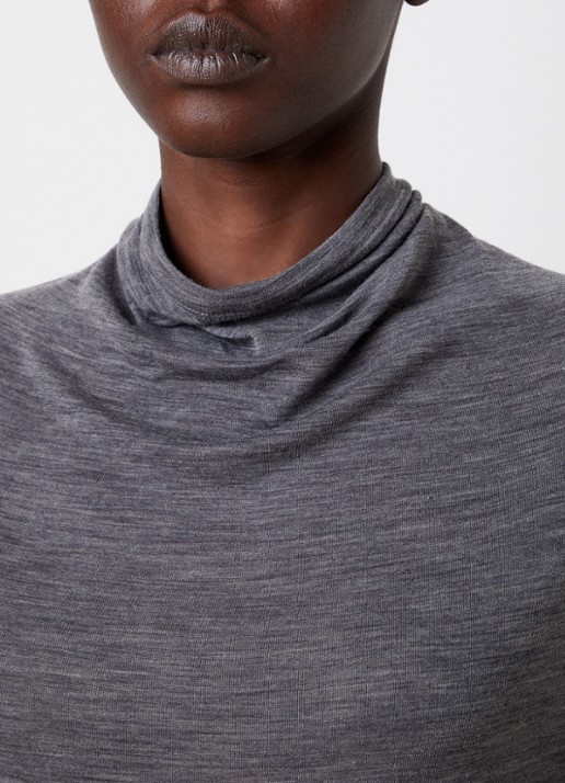 Victoria Beckham Semi-transparante top in wolblend met gedrapeerd detail - detail 2 grijsmele