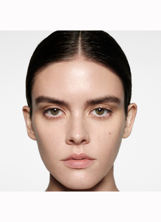 Victoria Beckham The Concealer Pen - detail 2 fl2