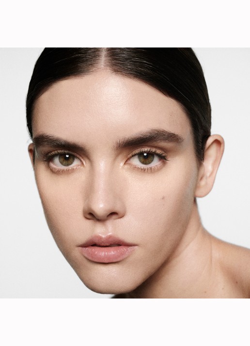 Victoria Beckham The Concealer Pen - detail 4 fl2