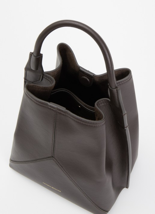 Victoria Beckham Victoria handtas van kalfsleer met afneembare schouderriem - detail donkerbruin