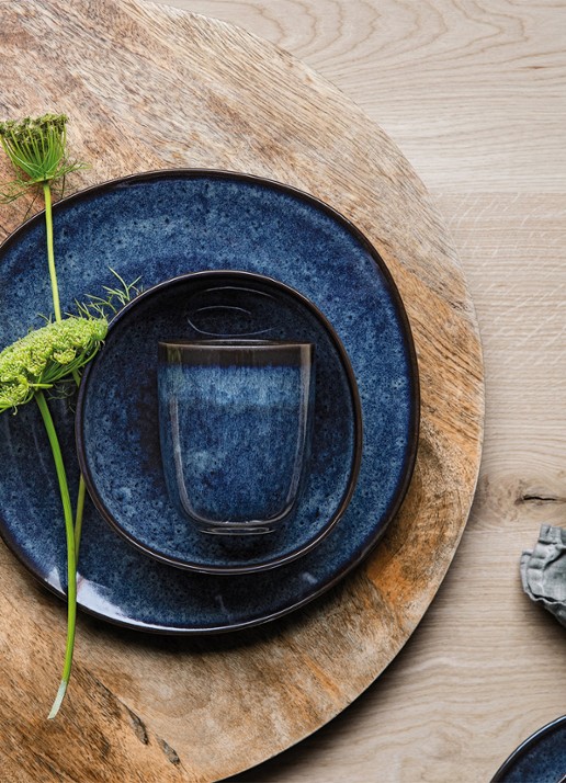 Villeroy & Boch Lave Bleu ontbijtbord 23 cm - detail 2 donkerblauw