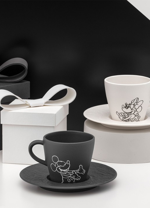 Villeroy & Boch Manufacture Rock - Mickey Mouse koffiekopje - voorkant 5 zwart