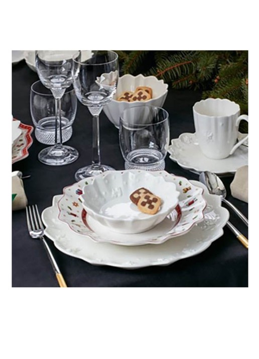 Villeroy & Boch Toy's Delight Royal Classic partyschaal 15 cm - detail 5 gebroken wit