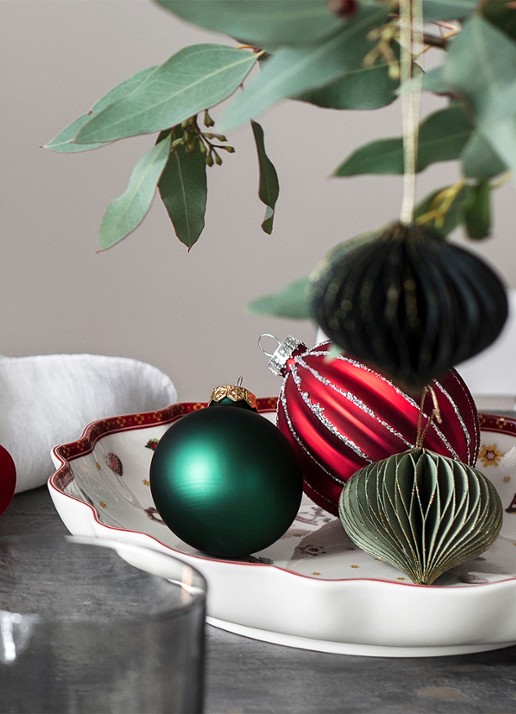 Villeroy & Boch Toys Delight kerst serveerschaal 16 cm - detail 4 steenrood