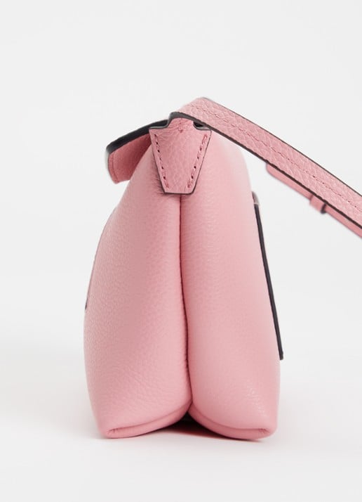 Wandler Penelope Slouch schoudertas van kalfsleer - detail 2 roze