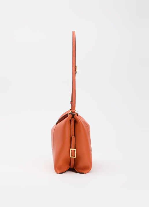 Wandler Penelope Slouch schoudertas van kalfsleer - detail 2 oranje