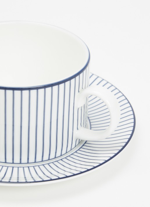 Wedgwood Gio kop en schotel 22 cl - voorkant 2 wit