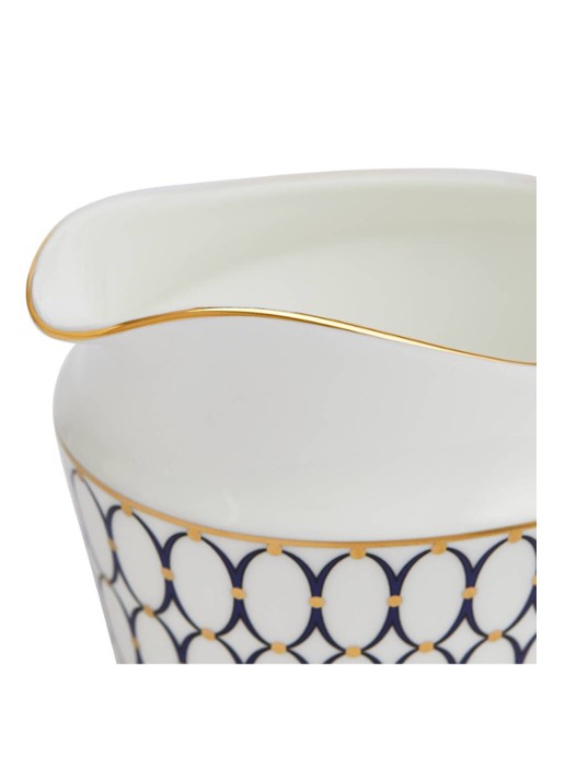 Wedgwood Renaissance Gold sauskom 400 ml - voorkant 2 gebroken wit