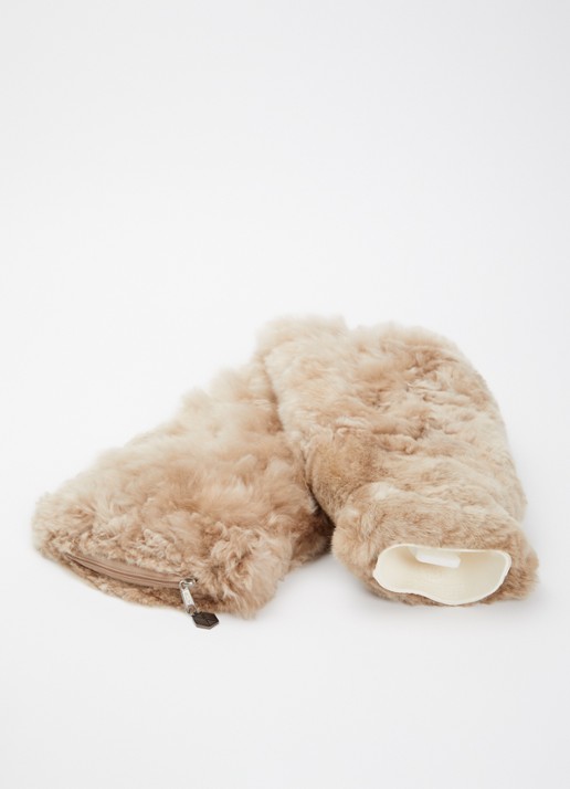 WEICH Tubo kruik van alpaca vacht - voorkant 2 donkerbeige