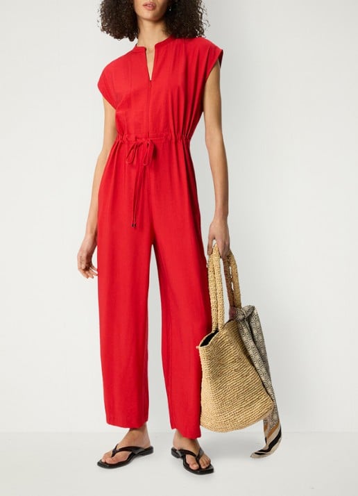 Whistles Wide fit jumpsuit met strikceintuur - voorkant 2 steenrood