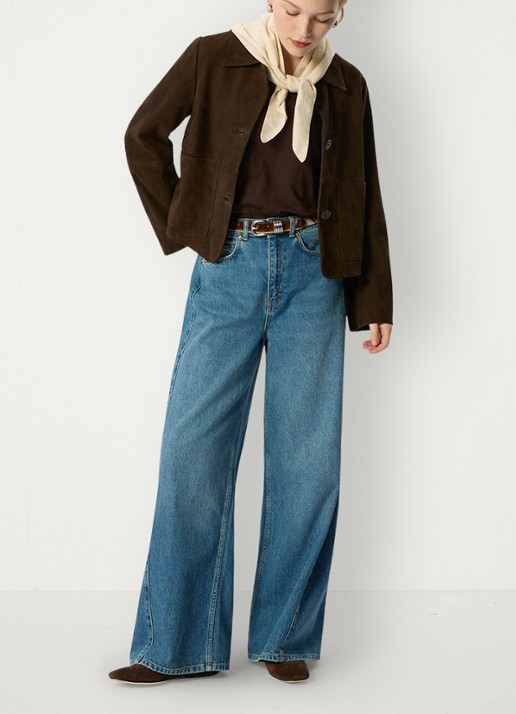 Whistles Willa T-shirt met V-hals - voorkant 2 donkerbruin