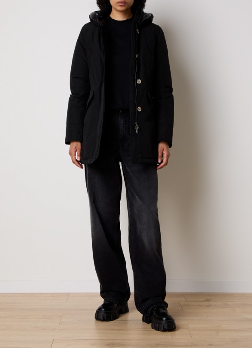Woolrich Arctic parka met donsvulling - voorkant 3 zwart