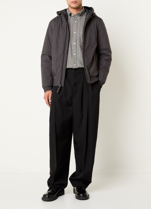 Woolrich Jack met capuchon en waterafstotende coating - voorkant 3 antraciet