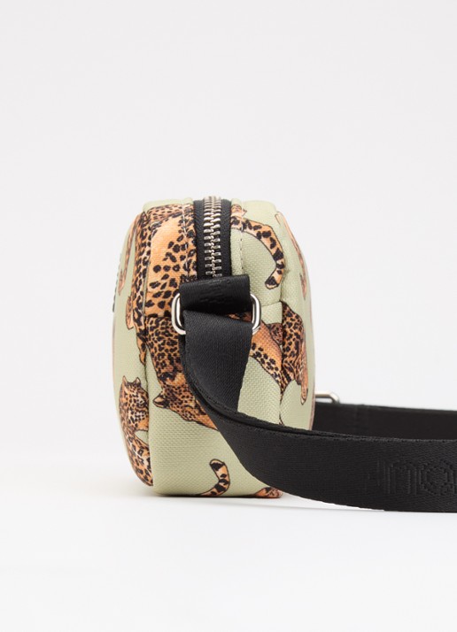 Wouf Avo Leopard Mini crossbodytas met print en verstelbare schouderriem - detail 2 lichtgroen