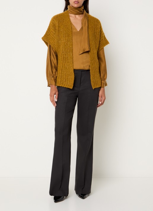 Xandres Bernadine grofgebreid openvallend vest in alpaca wolblend met lurex - voorkant 3 okergeel