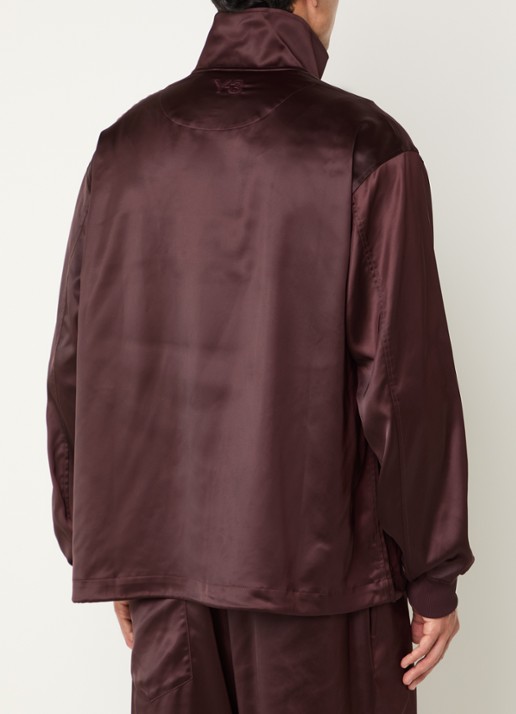 Y-3 Trainingsvest van satijn met streepprint - achterkant 4 bordeauxrood