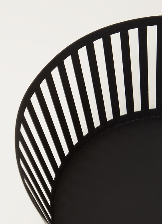 Yamazaki Tower fruitschaal 21,5 cm - detail zwart