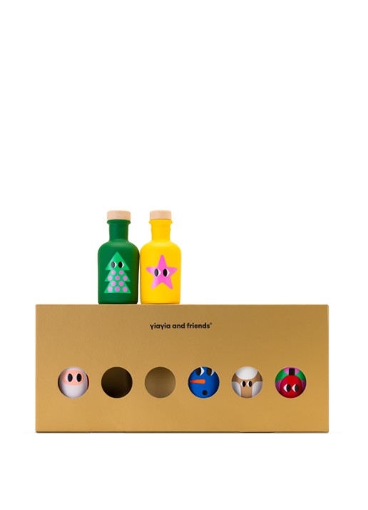 yiayia and friends Christmas Giftset Extra Vierge olijfolie 6 x 50 ml - voorkant 2 beige