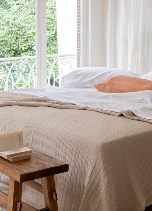Yumeko Bedsprei van katoen 200 x 220 cm - voorkant 2 donkerbeige