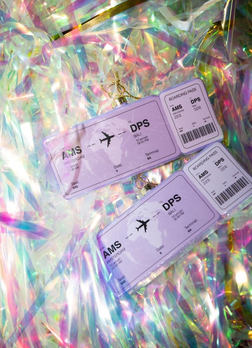 Yup in de Boom Boardingpass Amsterdam - Bali kersthanger 1,5 cm - voorkant 2 lila