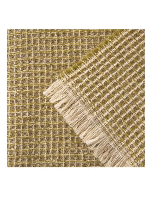 Yves Delorme Cosy plaid van scheerwol met franjes 130 x 170 cm - achterkant zand