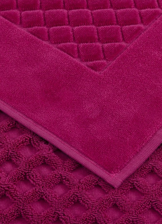 Yves Delorme Etoile badmat 55 x 90 cm - detail 2 fuchsia