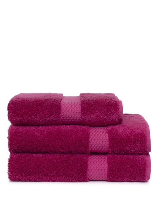 Yves Delorme Etoile gastendoek - 700 gr/m2 - 45 x 70 cm - detail 2 fuchsia