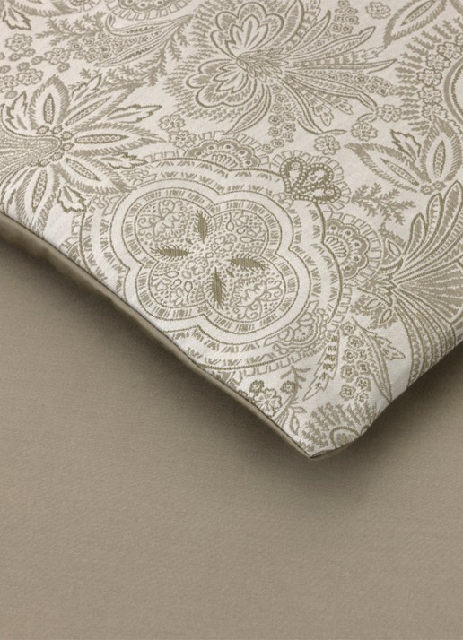 Yves Delorme Patio dekbedovertrek - exclusief kussenslopen - voorkant 2 beige