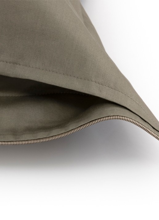 Yves Delorme Patio kussensloop - detail 7 lime