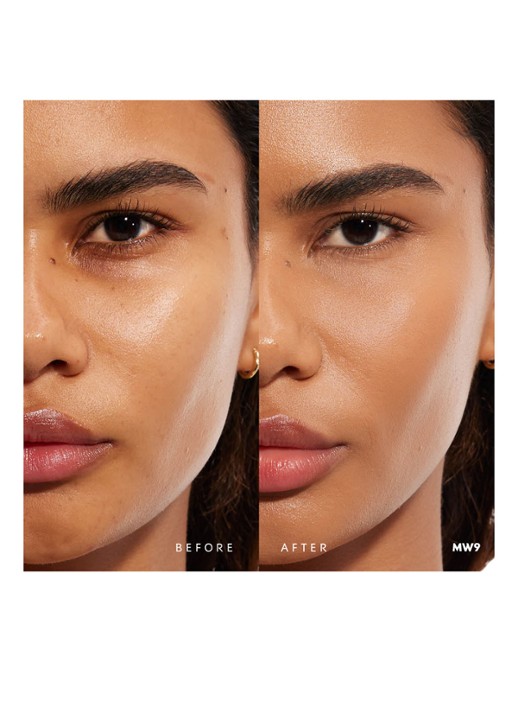 Yves Saint Laurent All Hours Glow Foundation - detail 6 mw9