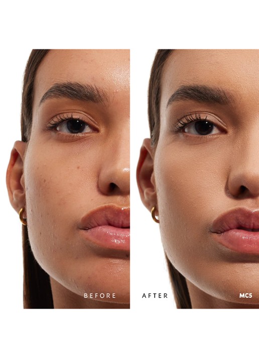 Yves Saint Laurent All Hours SPF 30+ Foundation      - detail 2 mc5