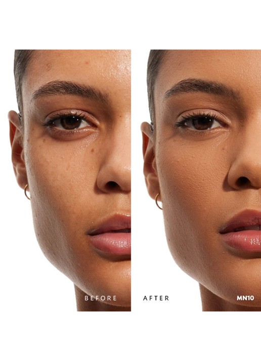 Yves Saint Laurent All Hours SPF 30+ Foundation      - detail 2 mn10
