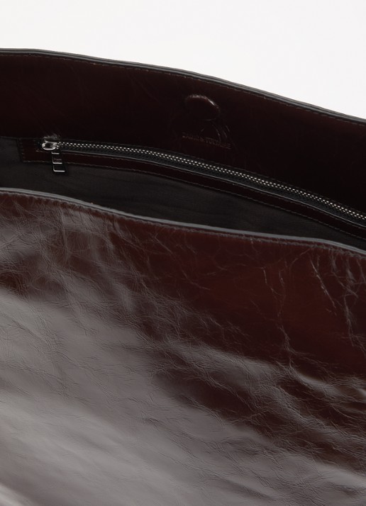 Zadig&Voltaire Jane Hobo Vintage Pantent schoudertas van leer met lakfinish - detail donkerbruin