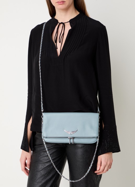 Zadig&Voltaire Rock Grained clutch van leer met afneembare schouderriem - voorkant 5 lichtblauw