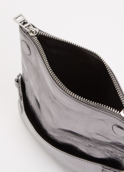 Zadig&Voltaire Rock Nano clutch van leer met metallic finish en afneembare schouderriem - detail 3 zilver