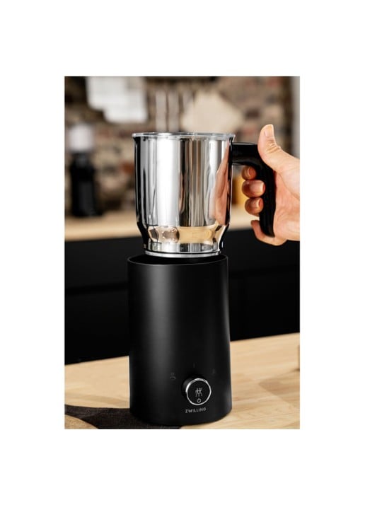 Zwilling Enfinigy melkopschuimer 0,5 liter - voorkant 2 zwart
