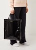 Shopper met leren details en lakfinish - Zwart