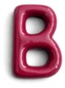 Letter B hanger 10 cm - Bordeauxrood